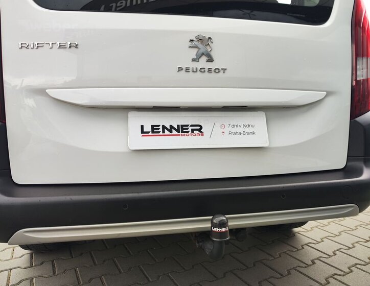 Peugeot Rifter MPV 1,5 l 75 kw