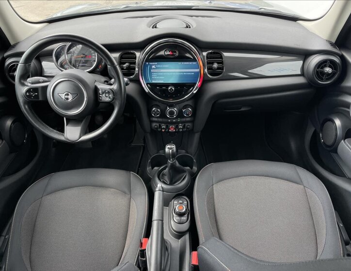 Mini Cooper Hatchback 1,5 l 100 kw