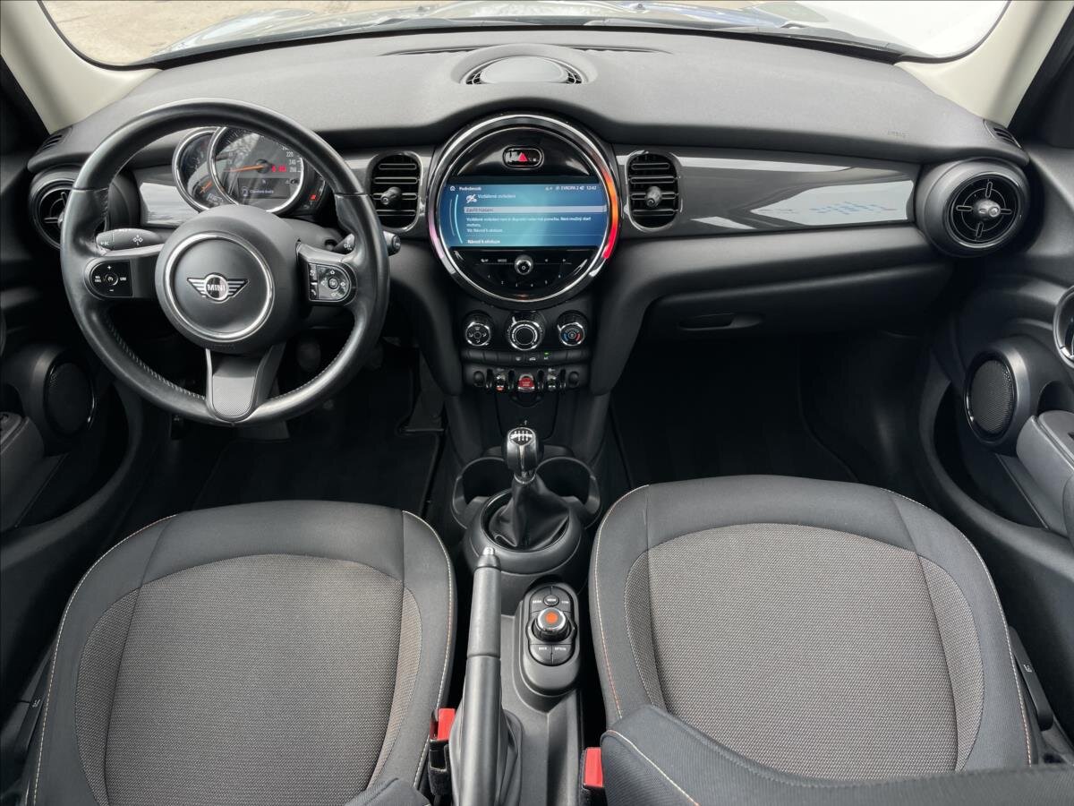 Mini Cooper Hatchback 1,5 l 100 kw