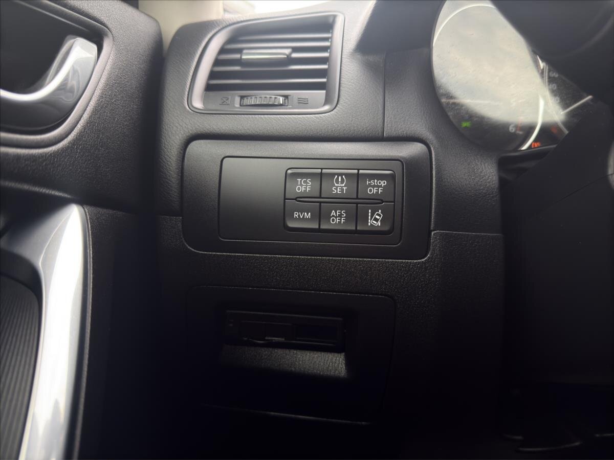 Mazda CX-5 SUV / Terénní 2,2 l 129 kw