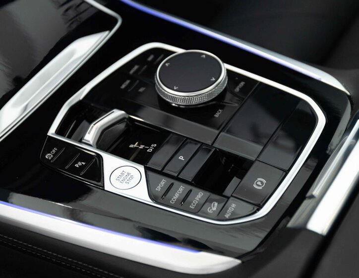 BMW X5 SUV 3,0 l 219 kw