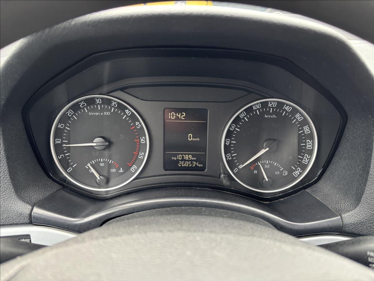 Škoda Octavia Sedan / Limuzína 1,9 l 77 kw