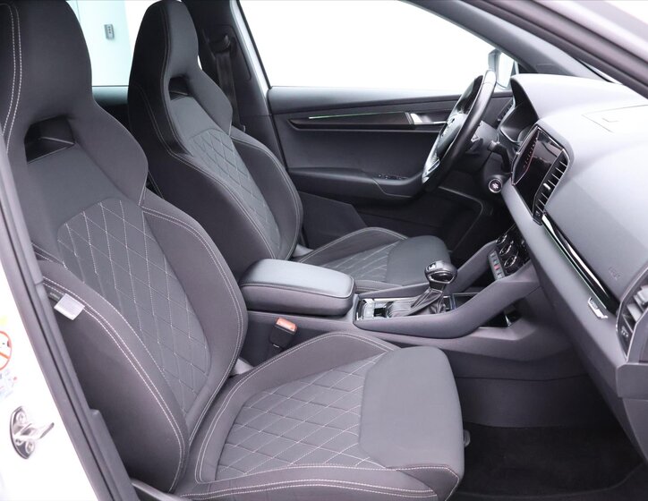 Škoda Karoq SUV 2,0 l 140 kw