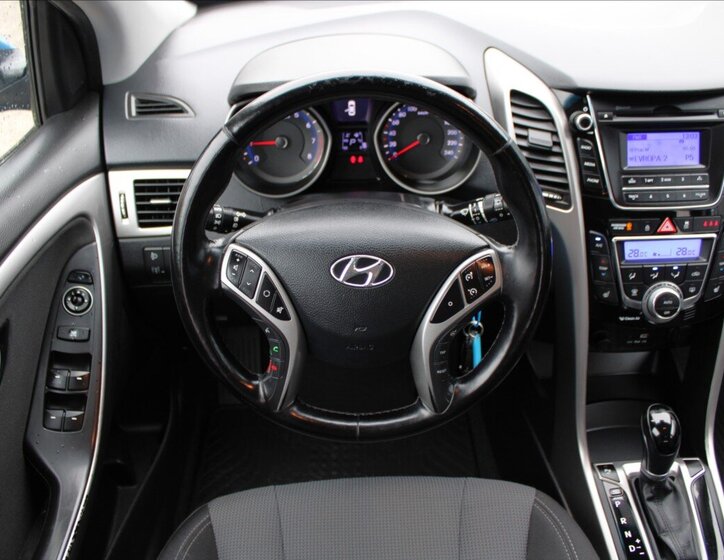 Hyundai i30 Kombi 1,6 l 88 kw