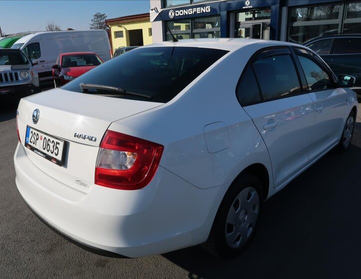 Škoda Rapid Sedan / Limuzína 1,2 l 63 kw