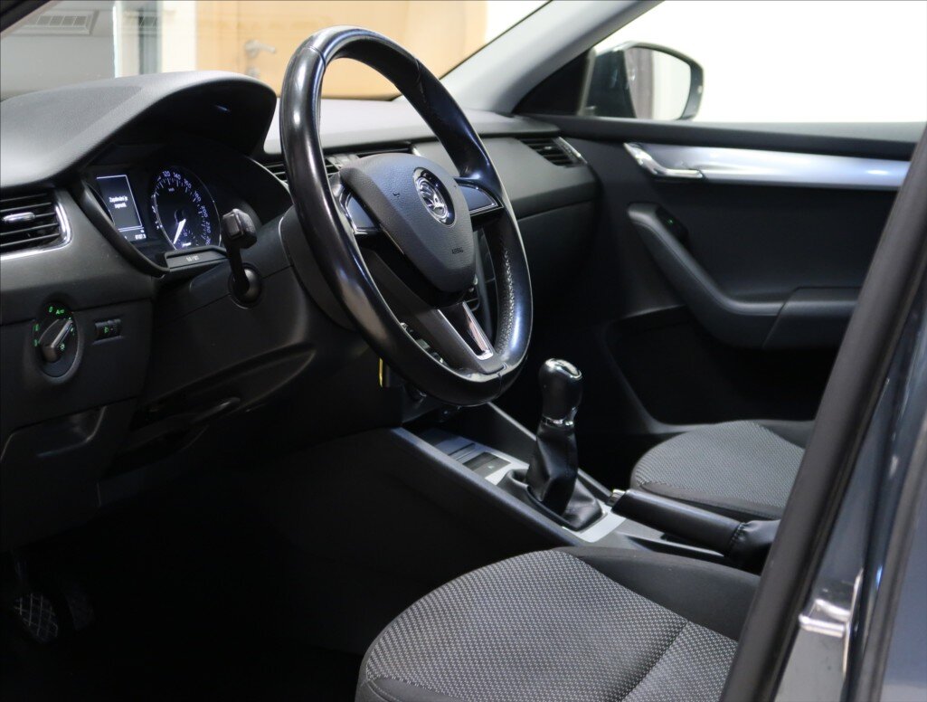 Škoda Octavia Kombi 2,0 l 110 kw