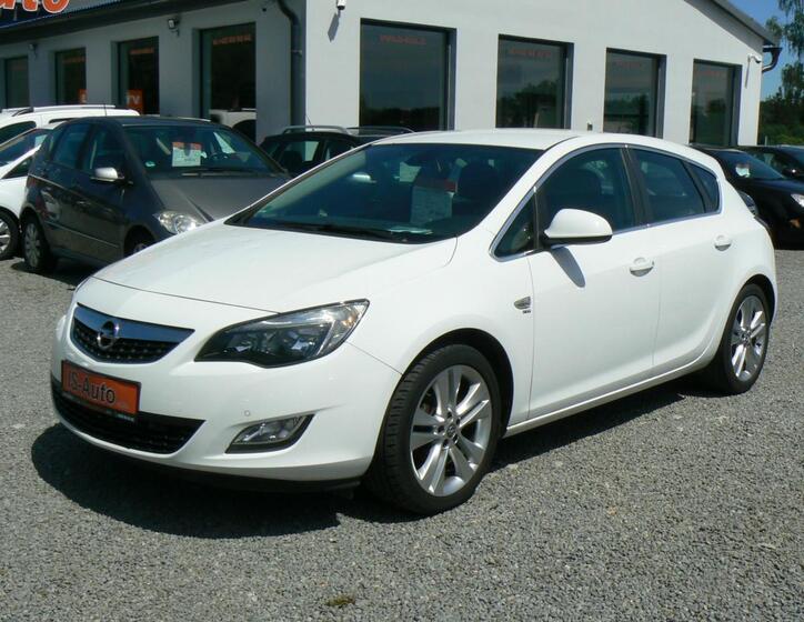 Opel Astra 1