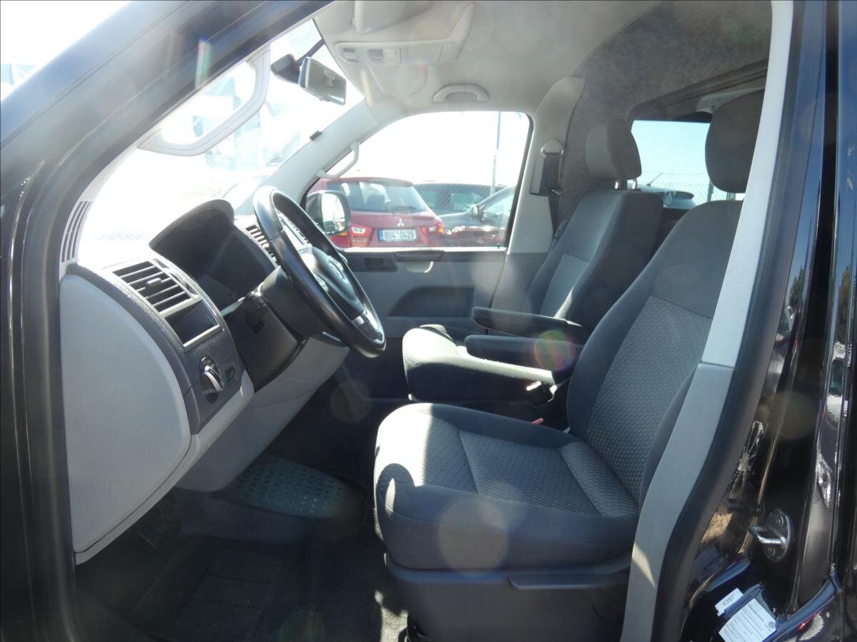 Volkswagen Transporter Skříň 2,0 l 103 kw