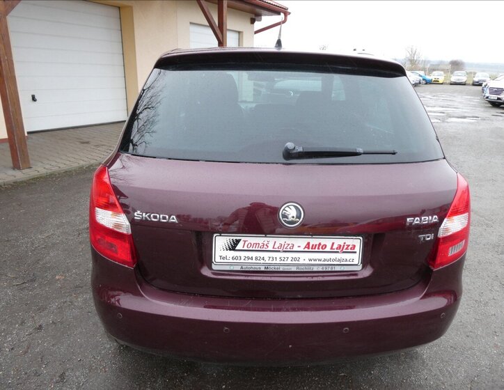 Škoda Fabia Hatchback 1,6 l 77 kw