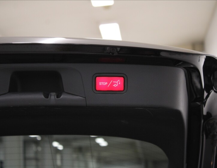 Mercedes-Benz GLC 21