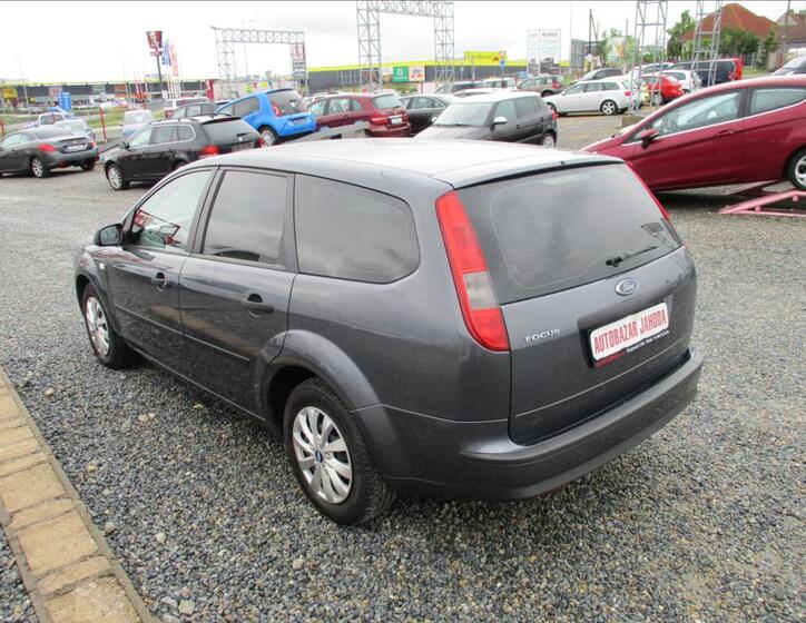 Ford Focus 6