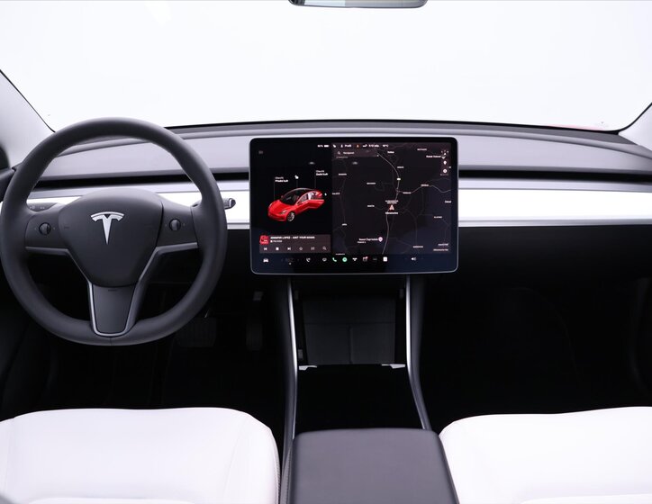 Tesla Model 3 25