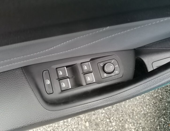 Volkswagen Arteon Sedan / Limuzína 2,0 l 110 kw