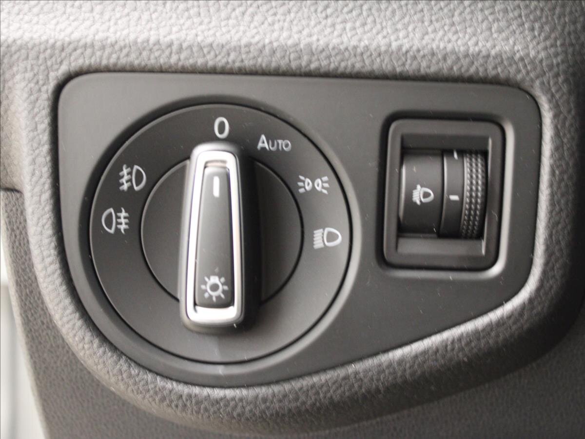 Volkswagen Golf Sportsvan Kombi 2,0 l 110 kw