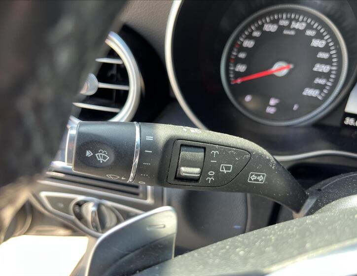 Mercedes-Benz GLC 27