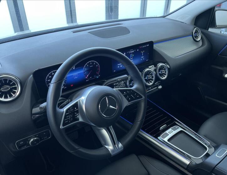 Mercedes-Benz Třídy B 9