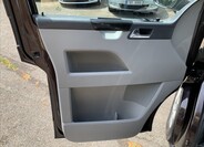 Volkswagen Caravelle 13