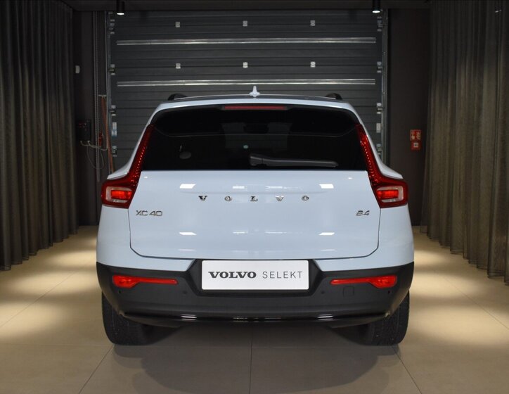 Volvo XC40 5