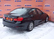 BMW Řada 3 Sedan 2,0 l 105 kw