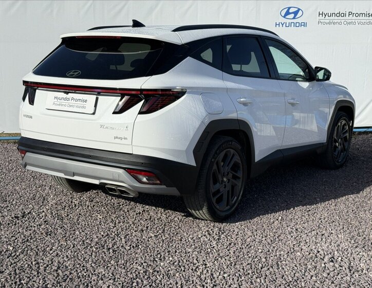 Hyundai Tucson SUV 1,6 l 185 kw