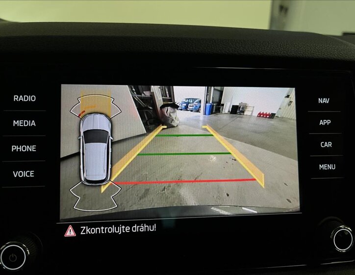 Škoda Karoq SUV / Terénní 1,5 l 110 kw