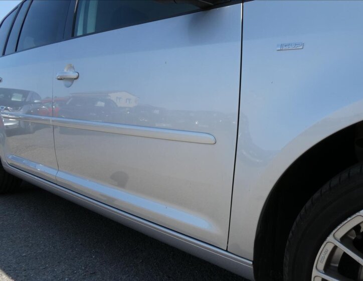 Volkswagen Touran 12