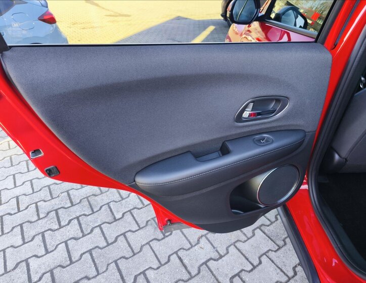 Honda HR-V SUV / Terénní 1,5 l 96 kw