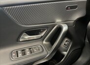 Mercedes-Benz CLA Kombi 1,3 l 120 kw