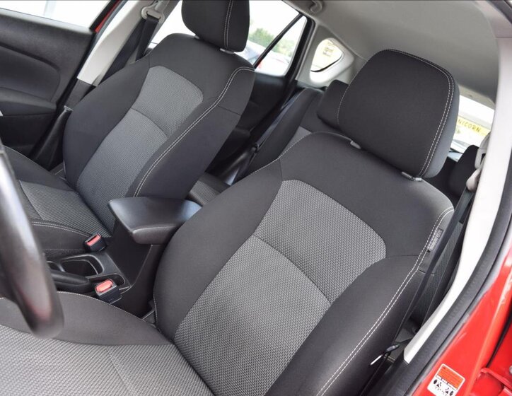 Suzuki SX4 S-Cross Hatchback 1,6 l 88 kw