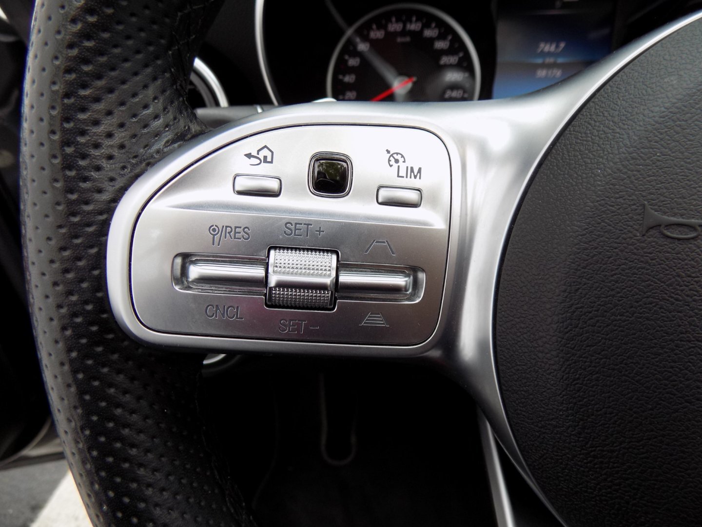 Mercedes-Benz Třídy C Kabriolet 3,0 l 245 kw