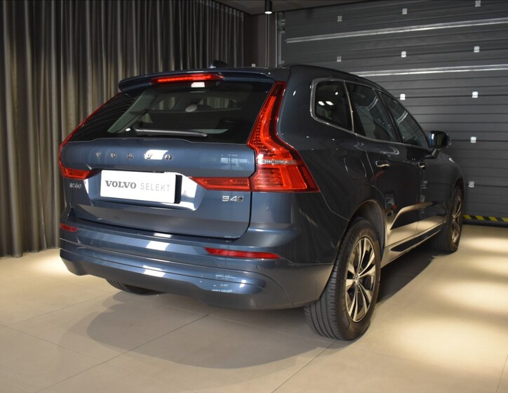 Volvo XC60 4