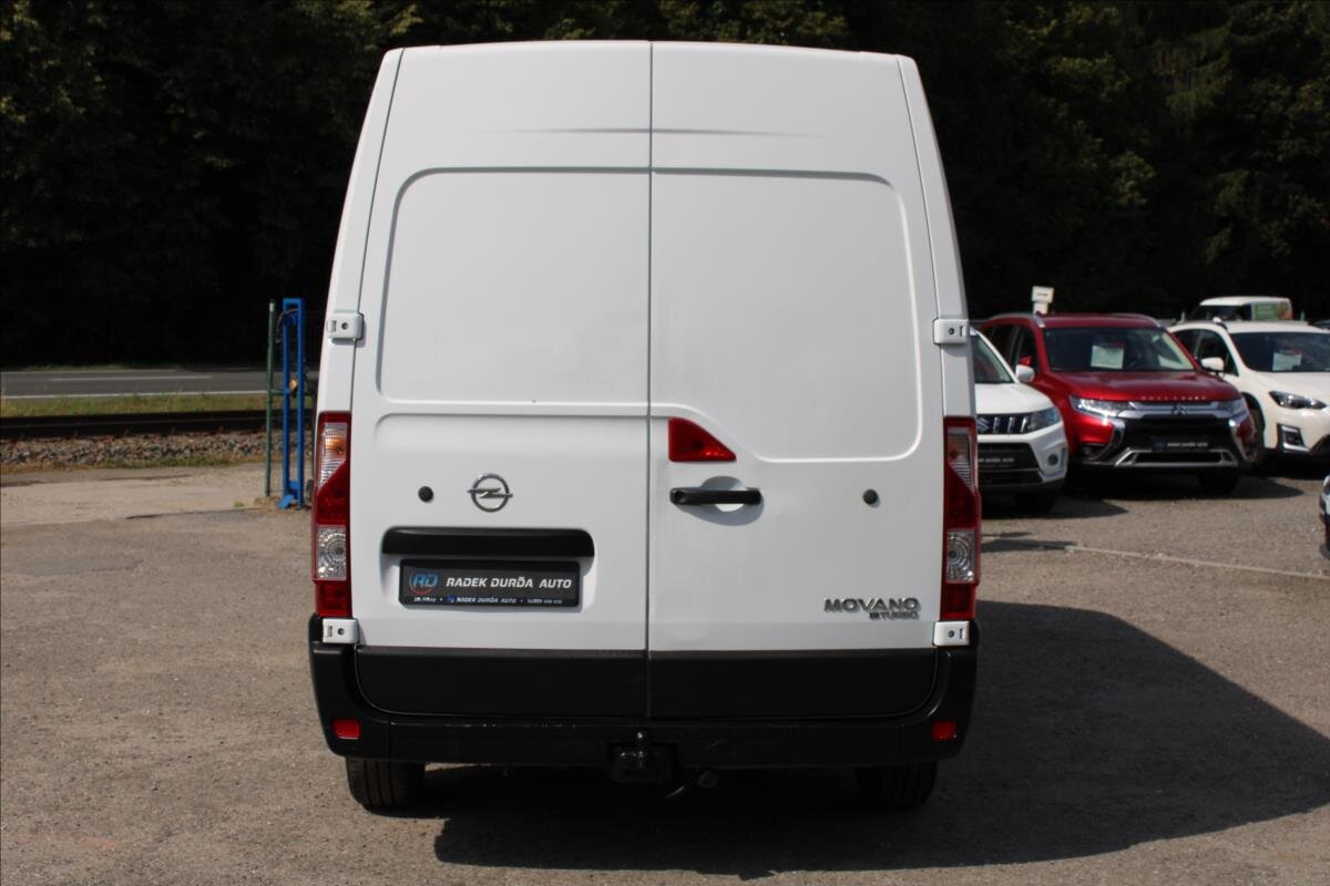 Opel Movano