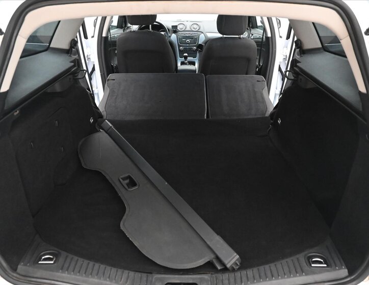 Ford Mondeo Kombi 2,0 l 103 kw