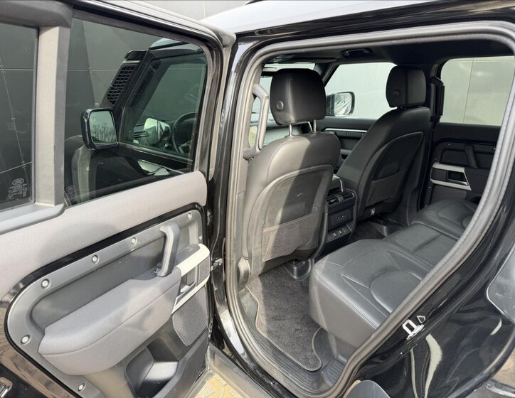 Land Rover Defender SUV / Terénní 3,0 l 221 kw