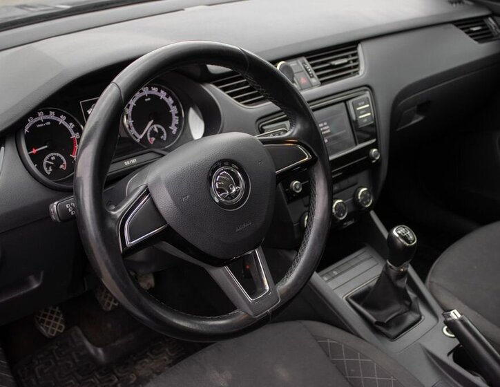 Škoda Octavia Kombi 1,6 l 66 kw