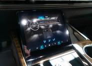 Cadillac Escalade 29