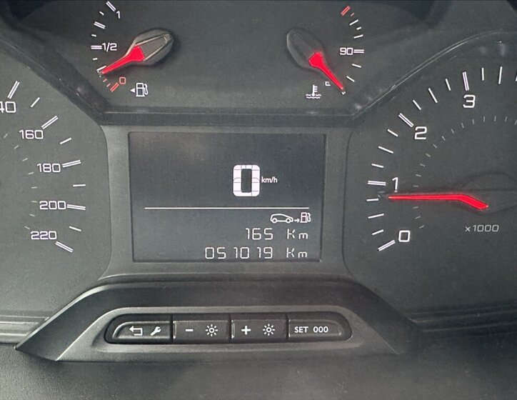 Peugeot Partner Skříň 1,5 l 75 kw