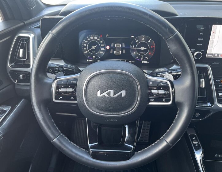 KIA Sorento 11