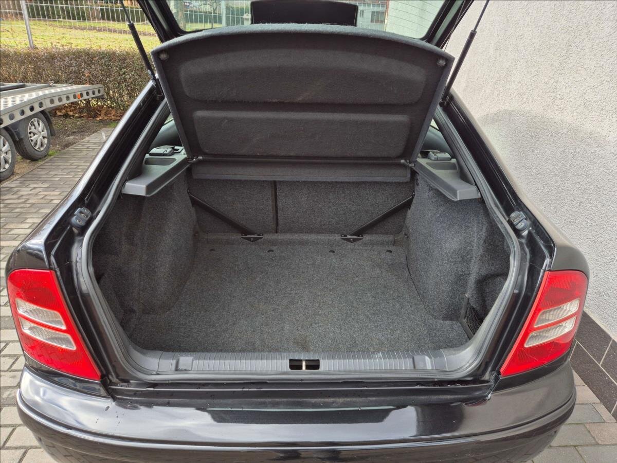 Škoda Octavia Sedan / Limuzína 1,8 l 132 kw