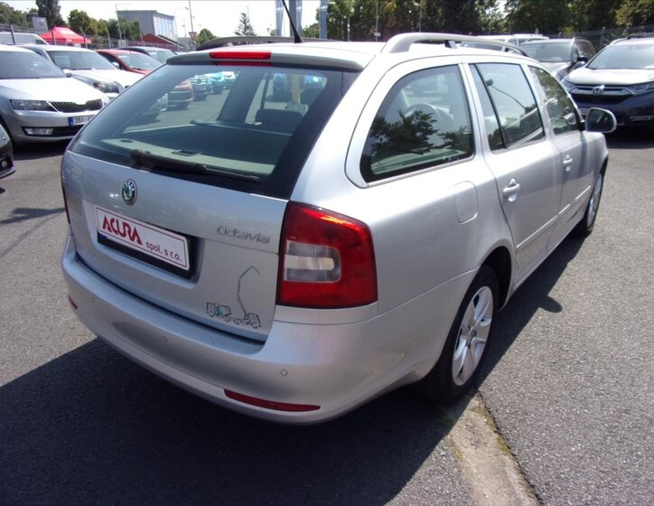 Škoda Octavia Kombi 1,6 l 77 kw
