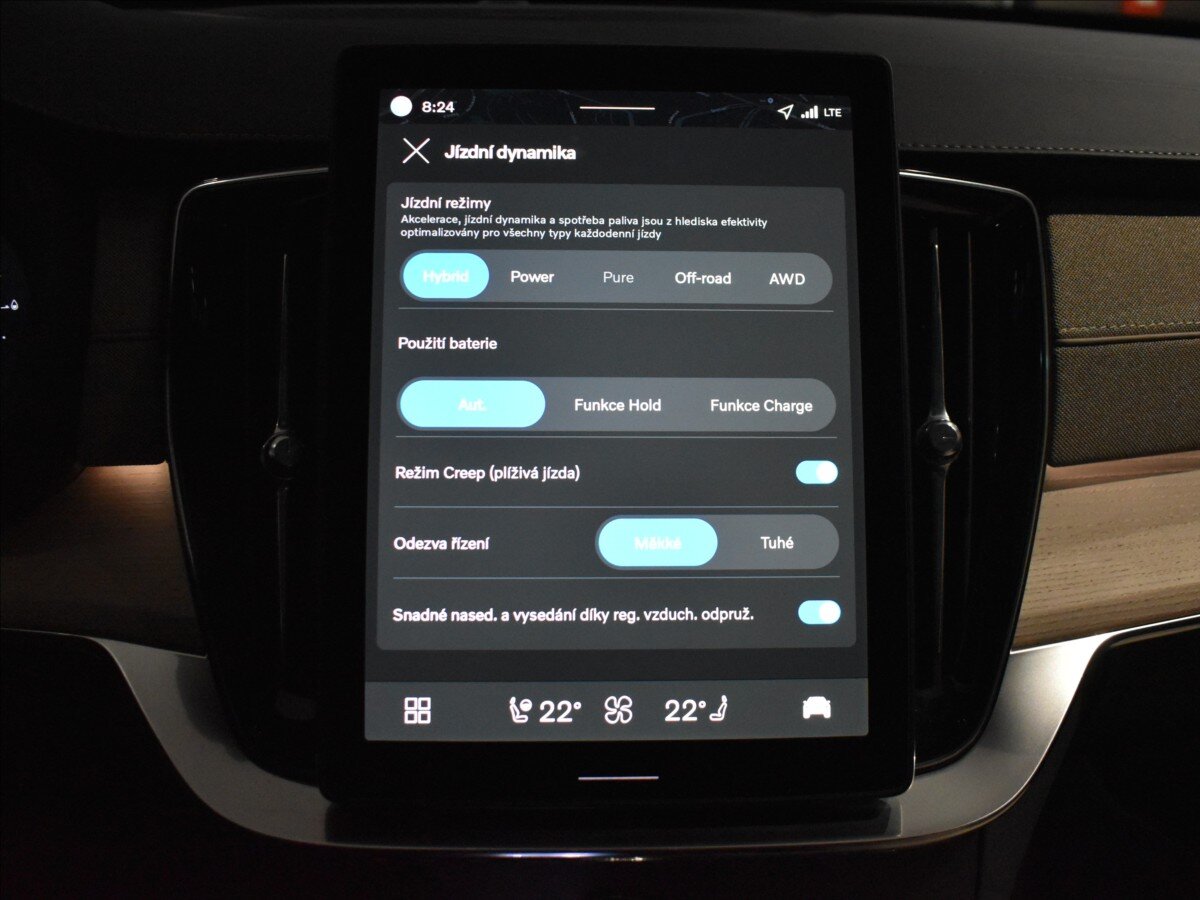 Volvo XC90 SUV / Terénní 2,0 l 335 kw