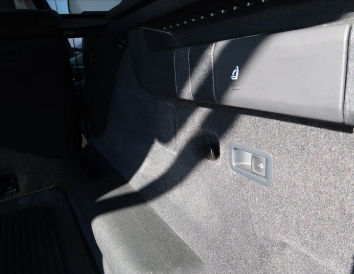 Volkswagen Tayron SUV / Terénní 1,5 l 110 kw