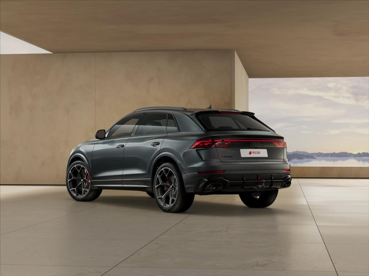 Audi RS Q8 SUV / Terénní 4,0 l 471 kw