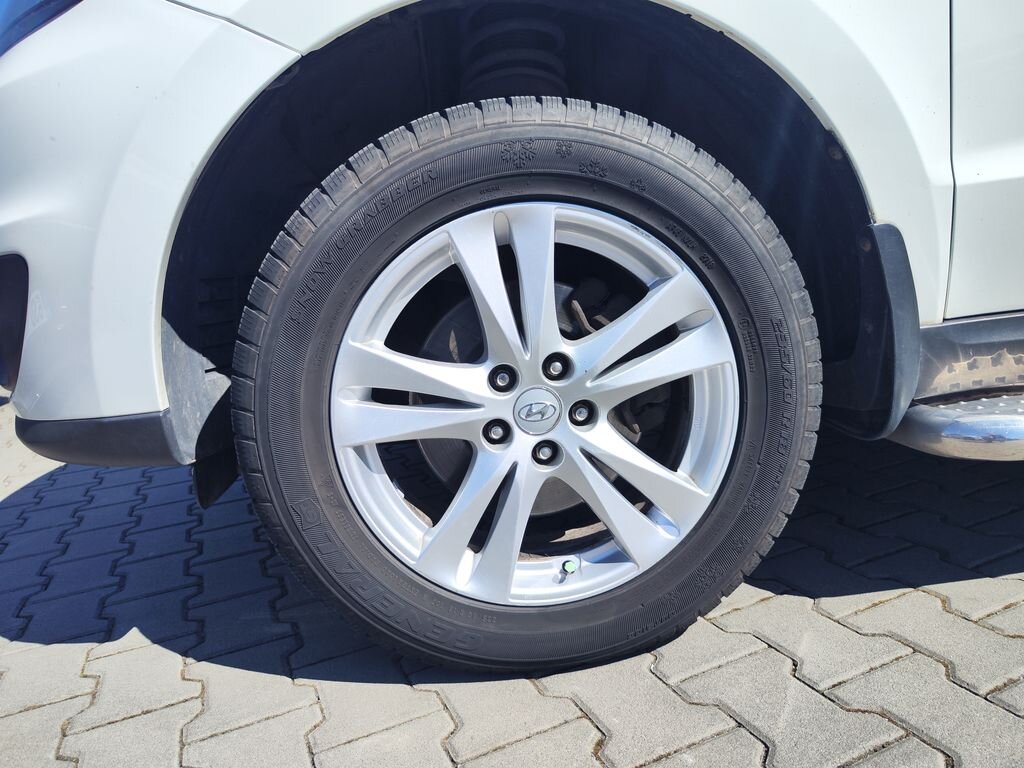 Hyundai Santa Fe SUV / Terénní 2,2 l 145 kw