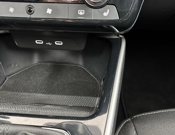 Škoda Fabia Hatchback 999,0 85 kw