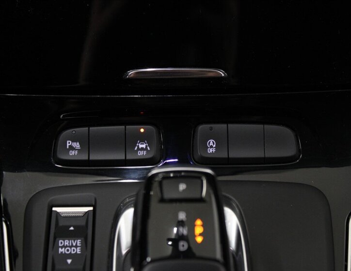 Opel Grandland SUV / Terénní 1,2 l 96 kw