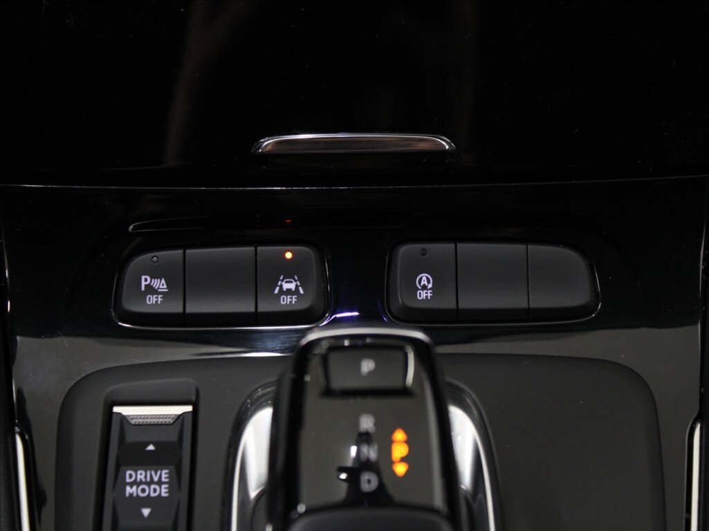 Opel Grandland SUV / Terénní 1,2 l 96 kw