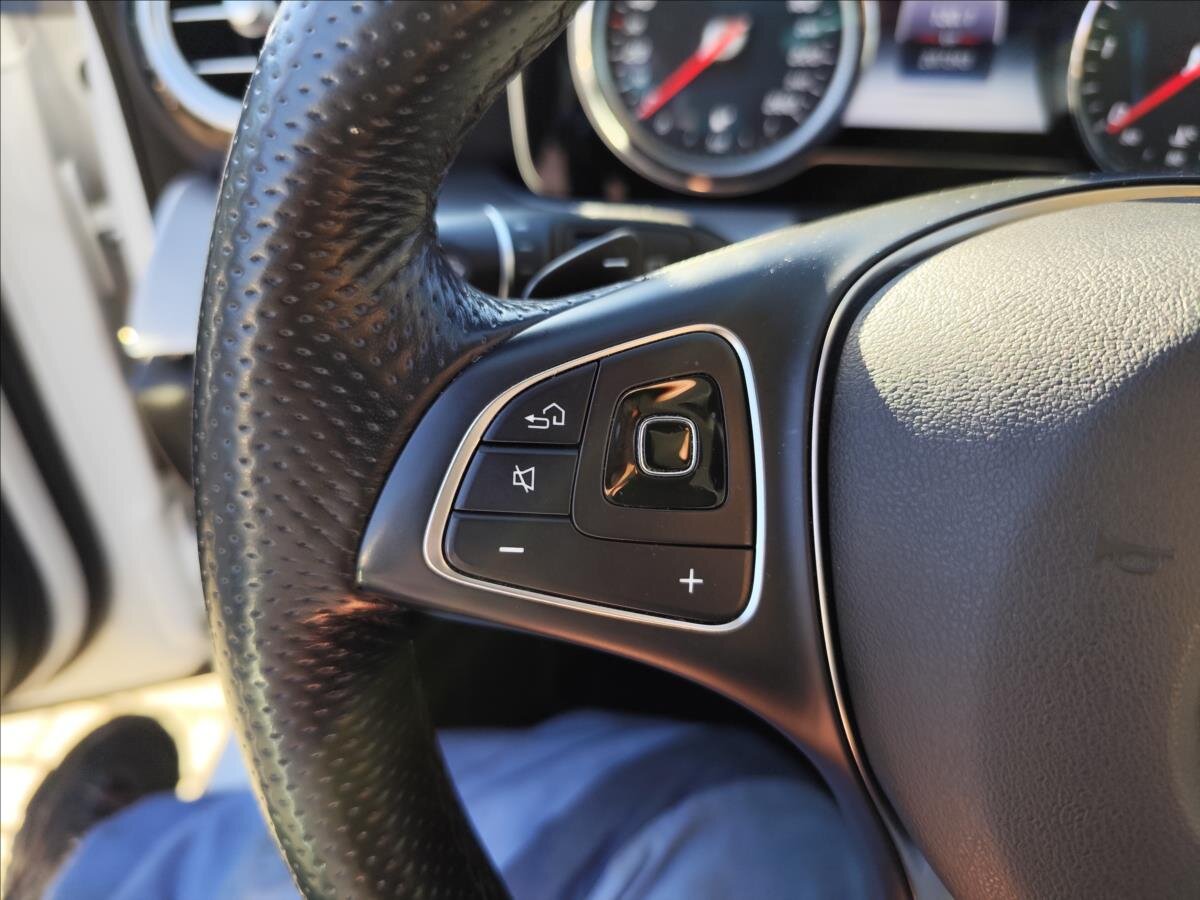 Mercedes-Benz Třídy E