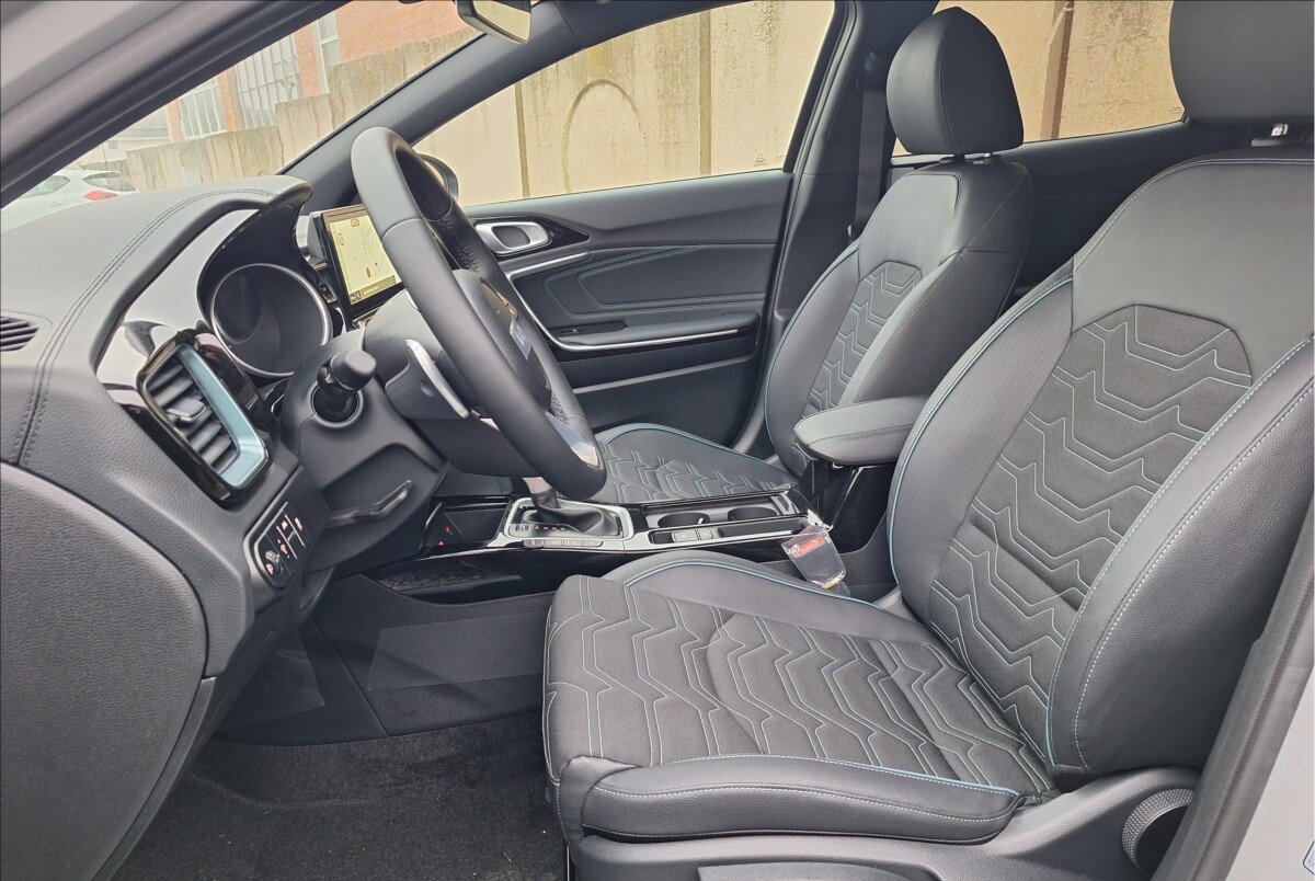 KIA XCeed SUV / Terénní 1,6 l 110 kw