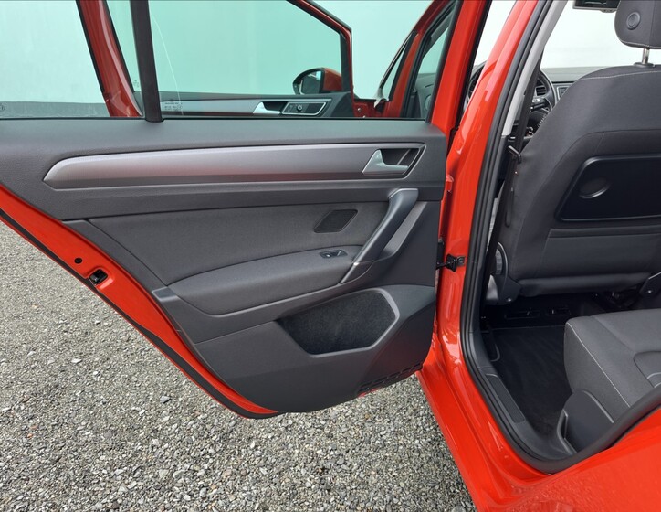 Volkswagen Golf Sportsvan 52